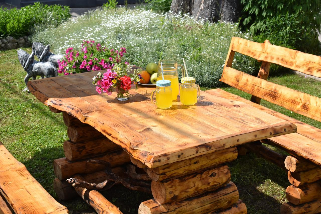 Guesthouse Samolov Vrhovine Екстериор снимка